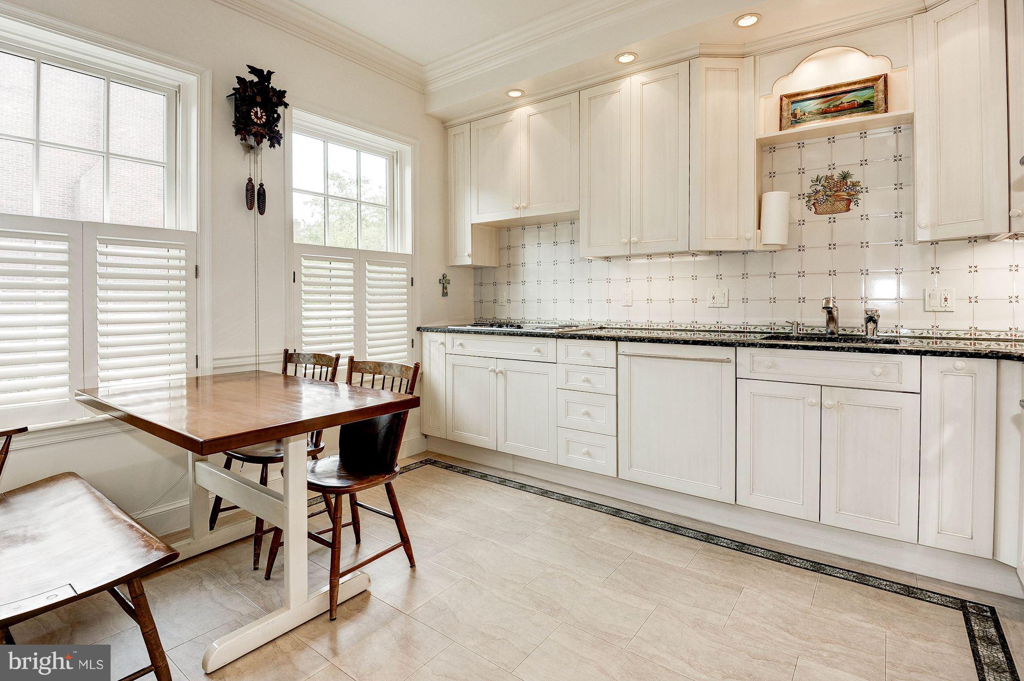 3628 Winfield Lane Northwest Washington, DC 20007 - Photo 8 of 30 Table-space Kitchen