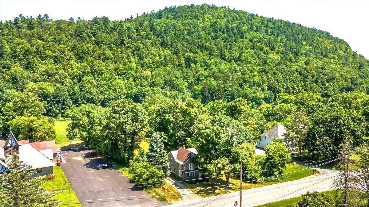 3530 Highway 346 Pownal, VT 05261 - Photo 3 of 34
