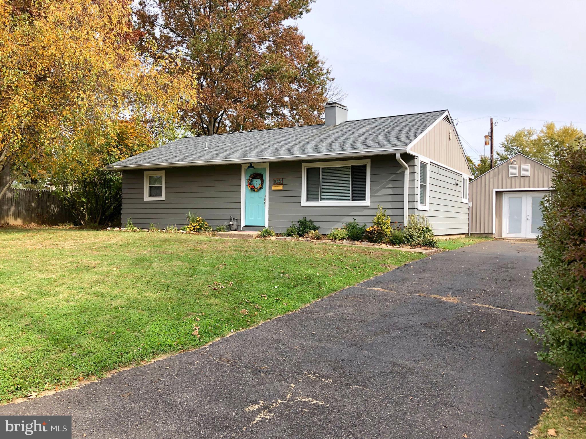 1043 Harding Road Southampton, PA 18966 - Photo 1 of 43 Gallery Image 1