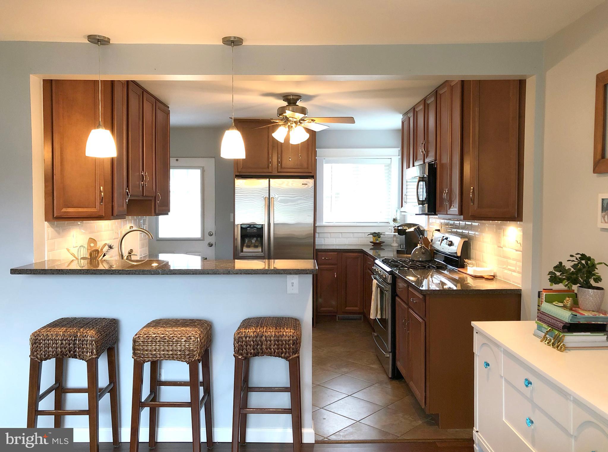 1043 Harding Road Southampton, PA 18966 - Photo 7 of 43 Gallery Image 7