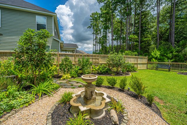 $635,000 | 542 Dunswell Drive, Summerville, SC 29486