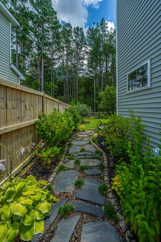 $635,000 | 542 Dunswell Drive, Summerville, SC 29486