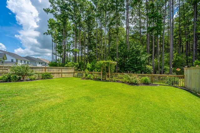 $635,000 | 542 Dunswell Drive, Summerville, SC 29486