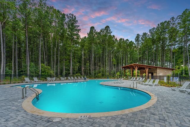 $635,000 | 542 Dunswell Drive, Summerville, SC 29486