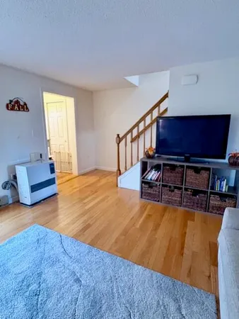 $289,000 | 10 Ocean Park Road, Unit 5, Old Orchard Beach, ME 04064