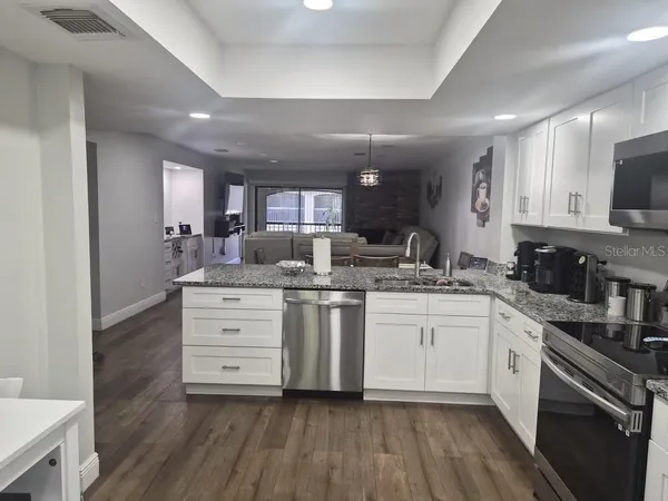 $1,950 | 1055 Kensington Park Drive, Unit 409, Altamonte Springs, FL 32714