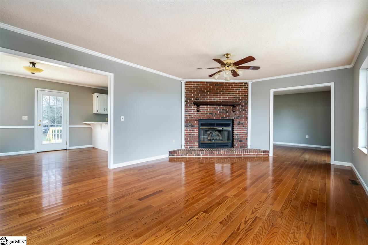 3011 Quail Ridge Road Anderson, SC 29625 - Photo 6 of 35
