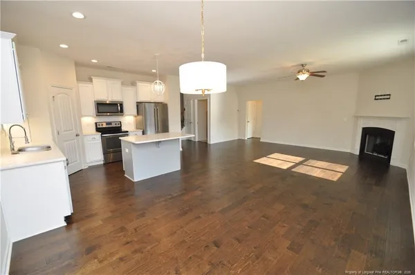 $1,950 | 84 Fairview Street, Clayton, NC 27520