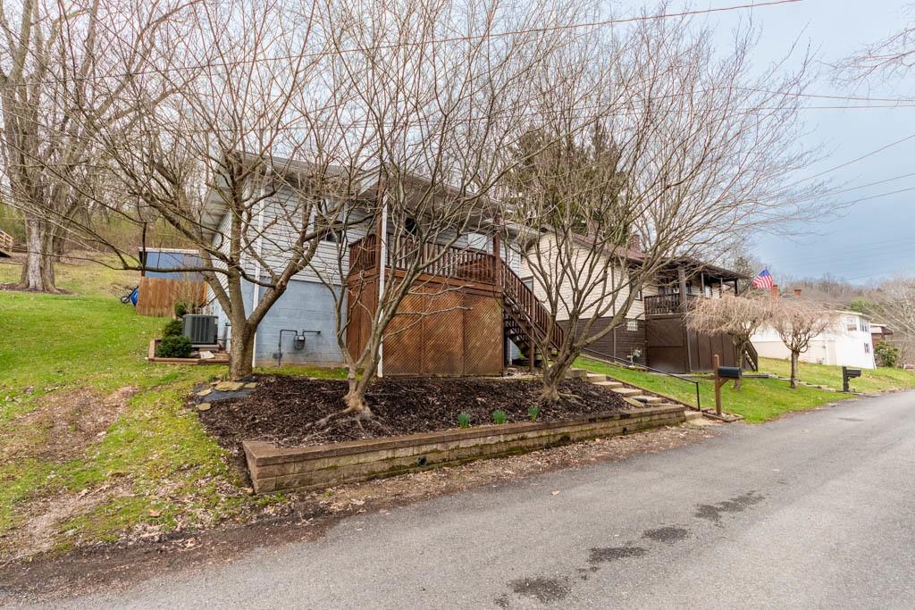 104 High Street Harwick, PA 15049 - Photo 2 of 19 Gallery Image 2
