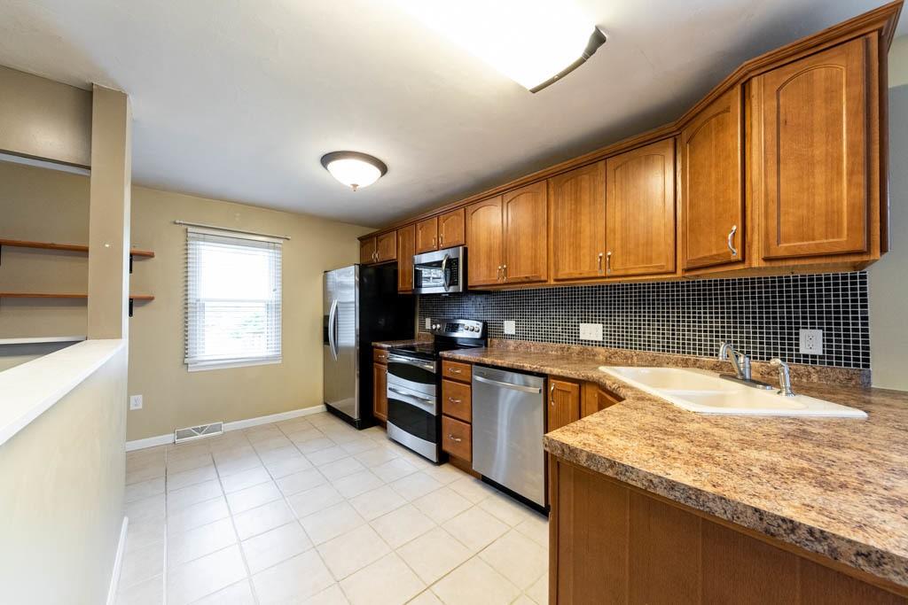 104 High Street Harwick, PA 15049 - Photo 3 of 19 Gallery Image 3
