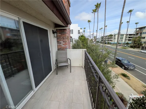 $7,000 | 1209 South Catalina Avenue, Redondo Beach, CA 90277