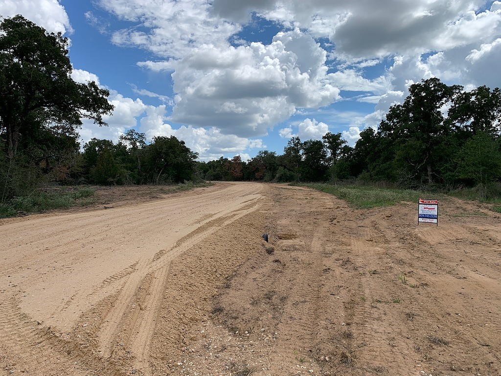 0 Private Road 1581 Road Hallettsville, TX 77964 - Photo 4 of 24 view of outdoor space