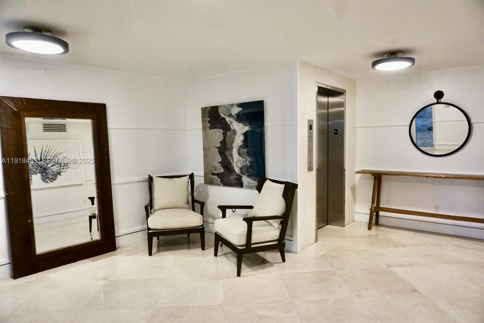 605 Ocean Drive, Unit 2L Key Biscayne, FL 33149 - Photo 32 of 46 MAIN LOBBY
