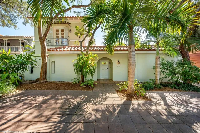 $15,000 | 3240 Morris Lane, Miami, FL 33133