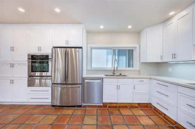 $15,000 | 3240 Morris Lane, Miami, FL 33133