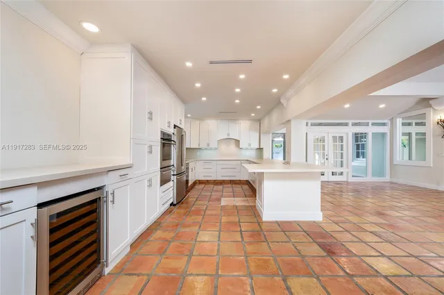 $15,000 | 3240 Morris Lane, Miami, FL 33133