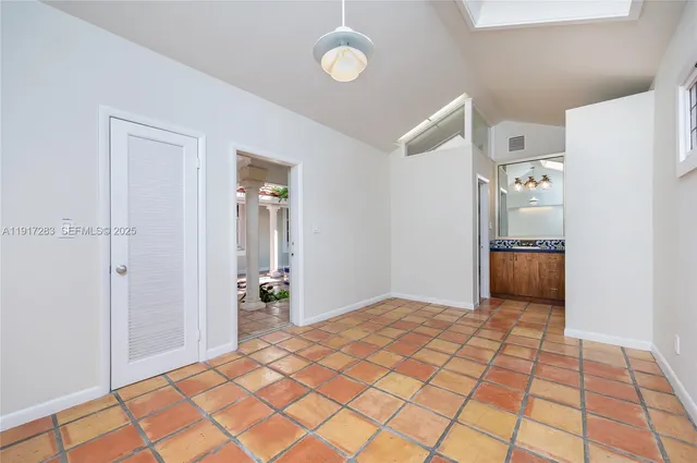 $15,000 | 3240 Morris Lane, Miami, FL 33133