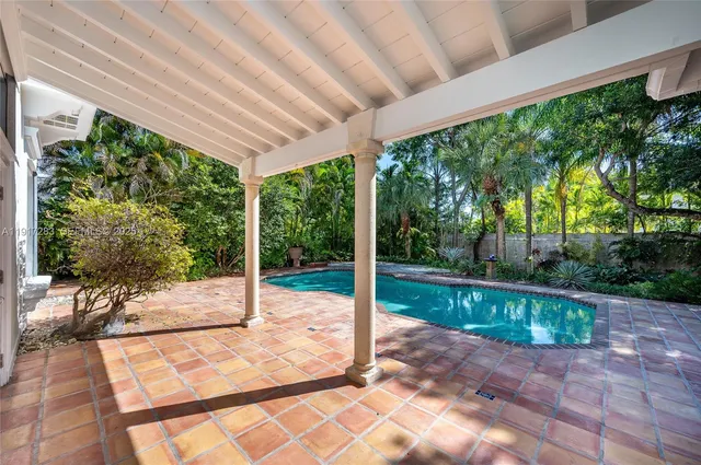 $15,000 | 3240 Morris Lane, Miami, FL 33133