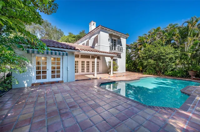 $15,000 | 3240 Morris Lane, Miami, FL 33133