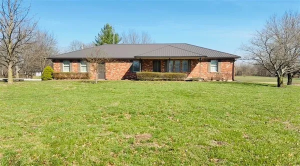 $425,000 | 40822 East 116th Street, Richmond, MO 64085