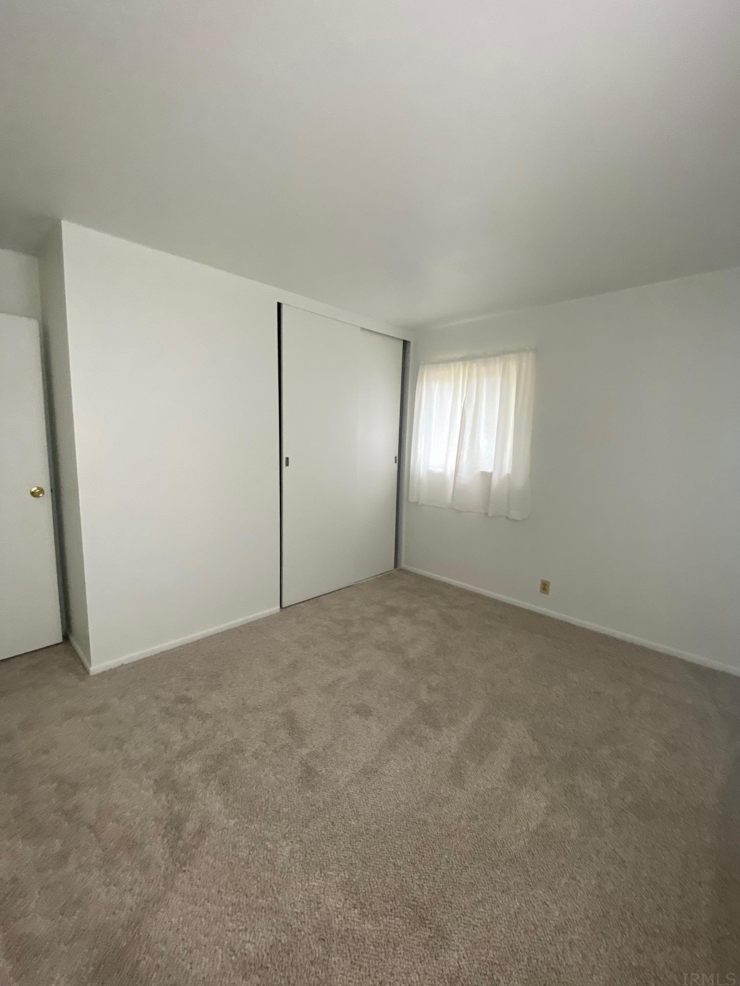 205 Eastman Road Anderson, IN 46017 - Photo 5 of 12
