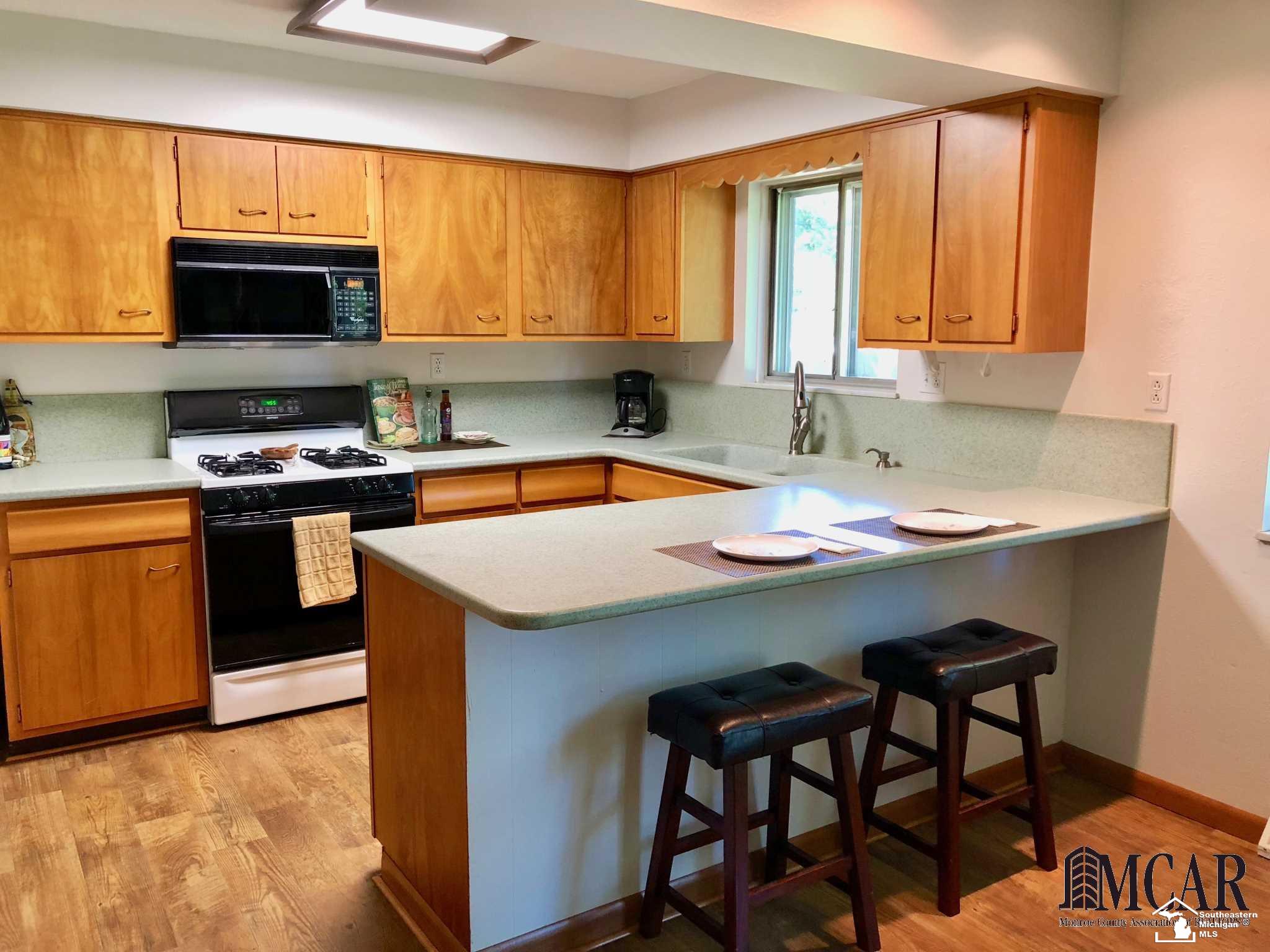 9050 Summerfield Road Temperance, MI 48182 - Photo 24 of 31 Gallery Image 24