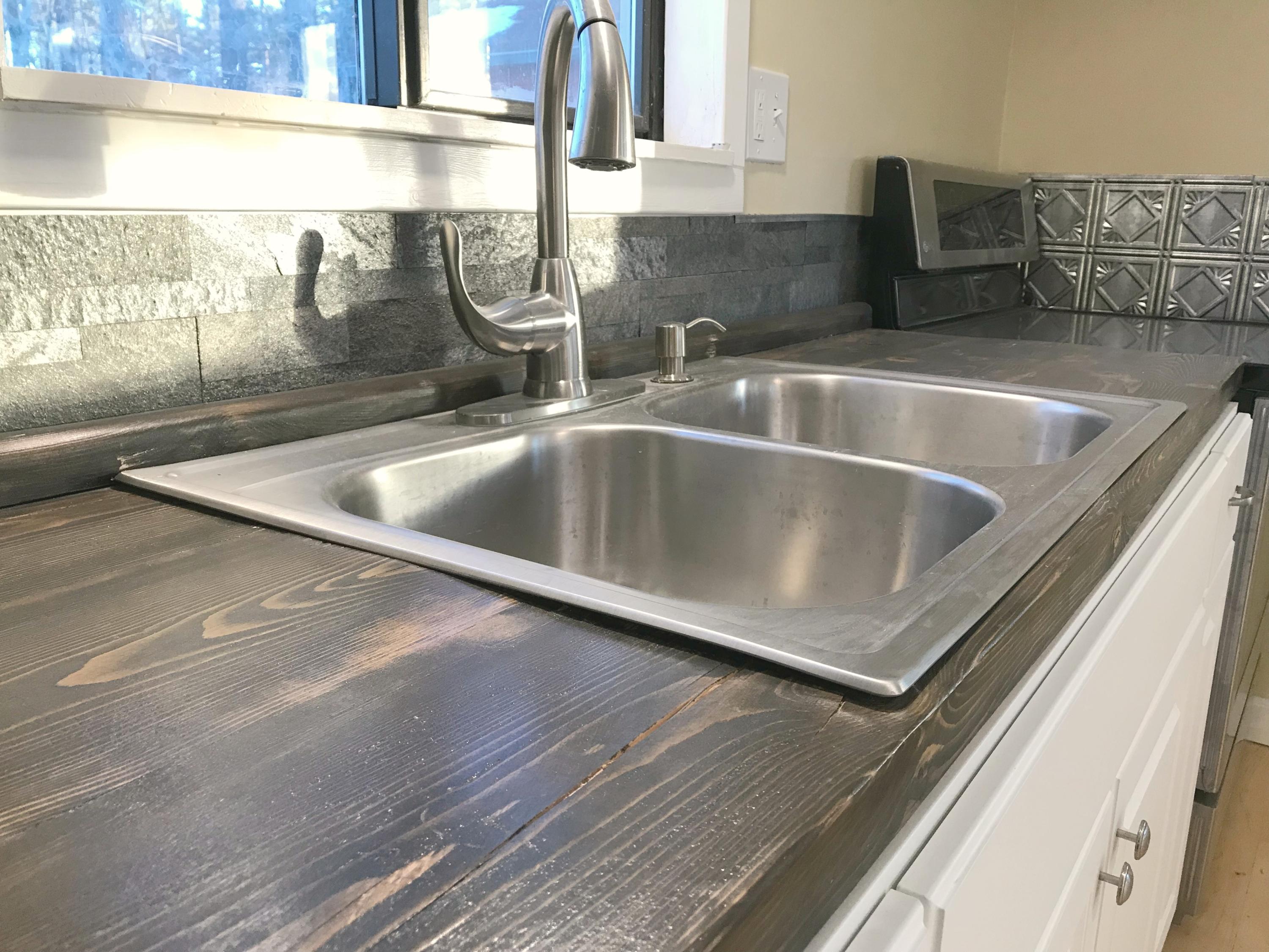 12 Watchic Terrace Road Standish, ME 04084 - Photo 14 of 48 Slate Tile Backsplash-