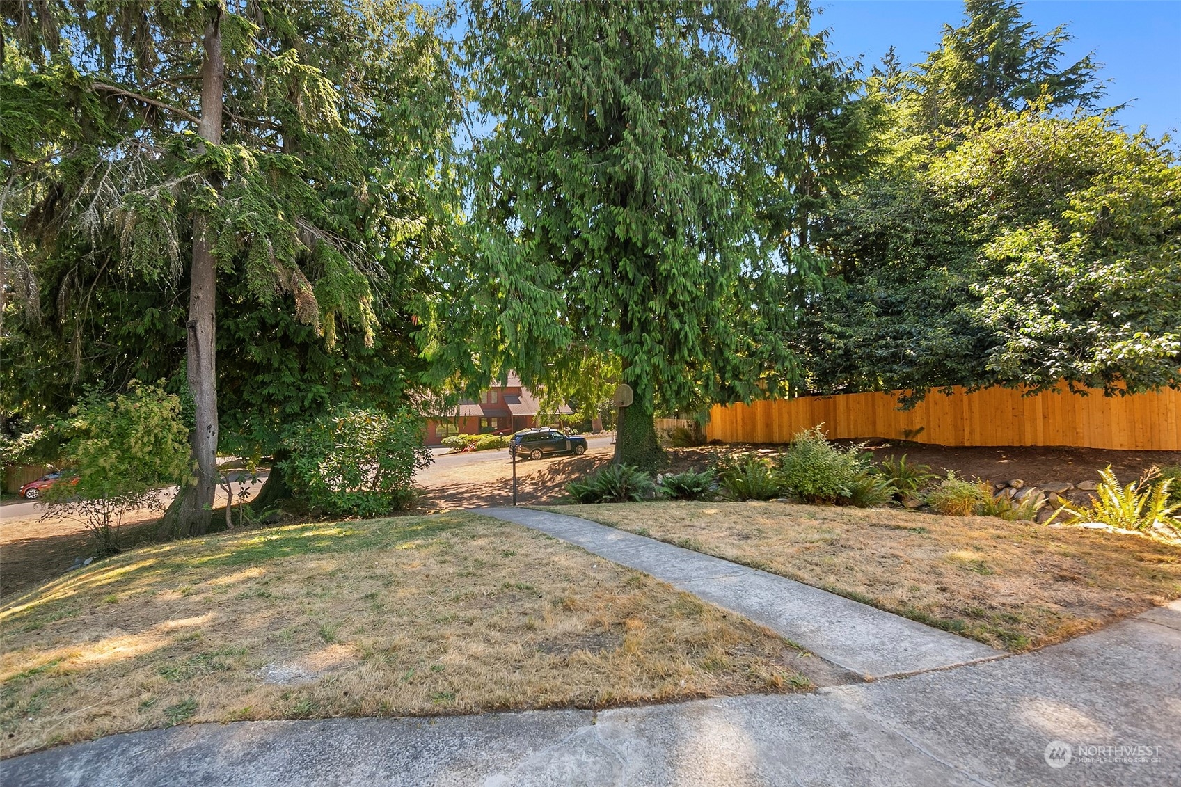 10730 Southwest Cowan Road Vashon, WA 98070 - Photo 22 of 32 Gallery Image 22