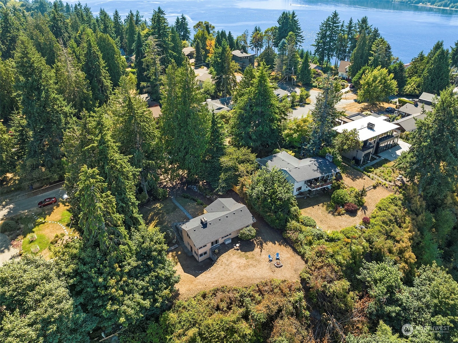 10730 Southwest Cowan Road Vashon, WA 98070 - Photo 26 of 32 Gallery Image 26
