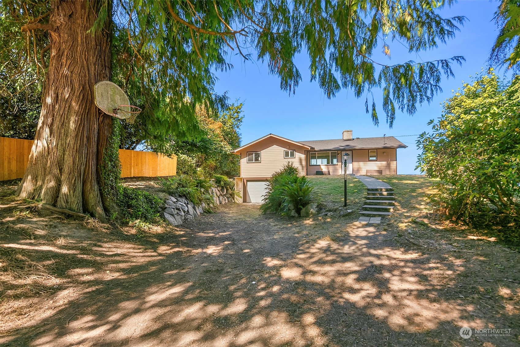 10730 Southwest Cowan Road Vashon, WA 98070 - Photo 3 of 32 Gallery Image 3