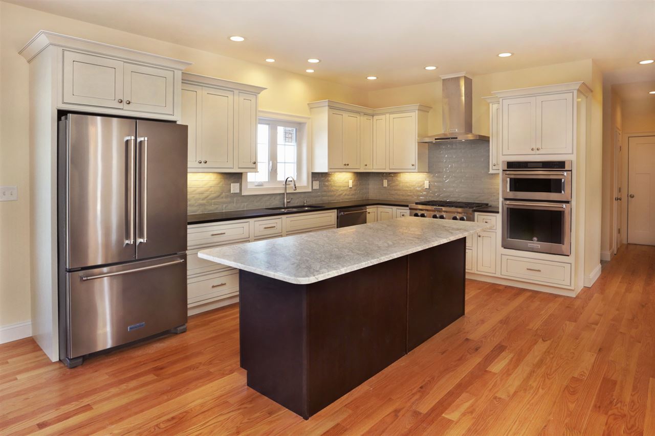 9 Hoosac Road Kensington, NH 03833 - Photo 4 of 23