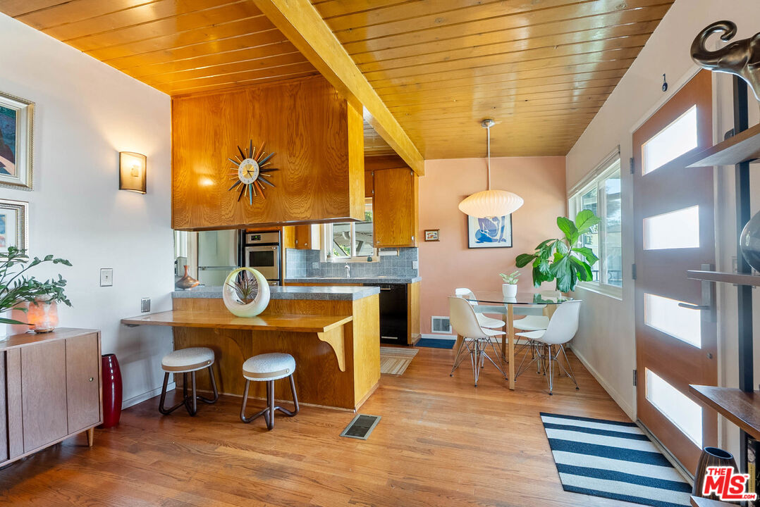 3828 Toland Way Los Angeles, CA 90065 - Photo 8 of 29