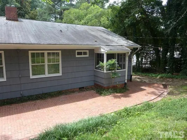 $1,895 | 731 Raleigh Road, Chapel Hill, NC 27514