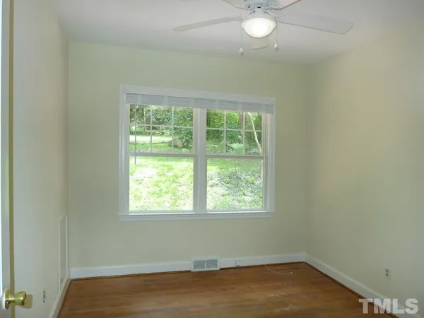 $1,895 | 731 Raleigh Road, Chapel Hill, NC 27514