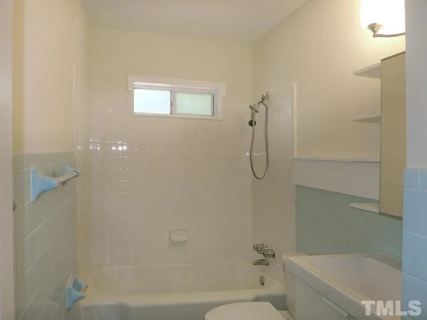 $1,895 | 731 Raleigh Road, Chapel Hill, NC 27514