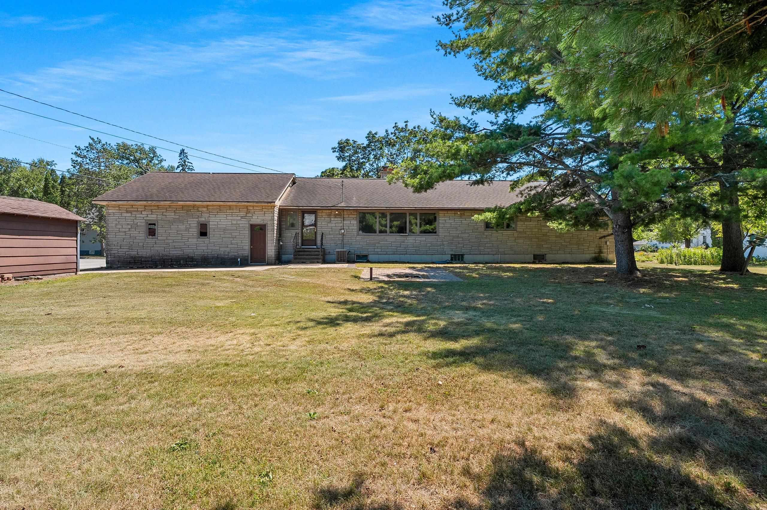 357 Jefferson Street Oconto, WI 54153 - Photo 42 of 62