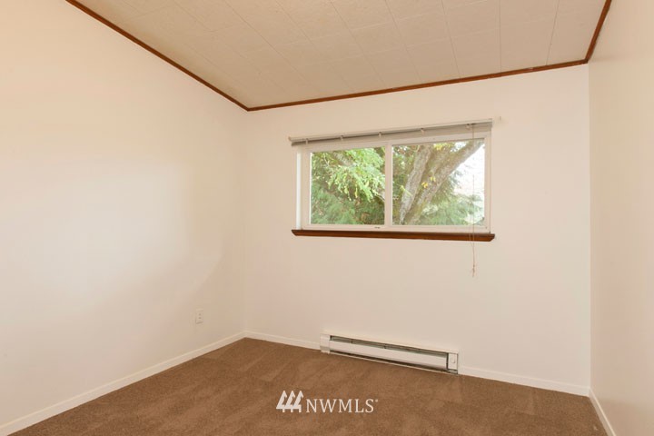 19219 Southeast 161st Street Renton, WA 98058 - Photo 10 of 21 Gallery Image 10