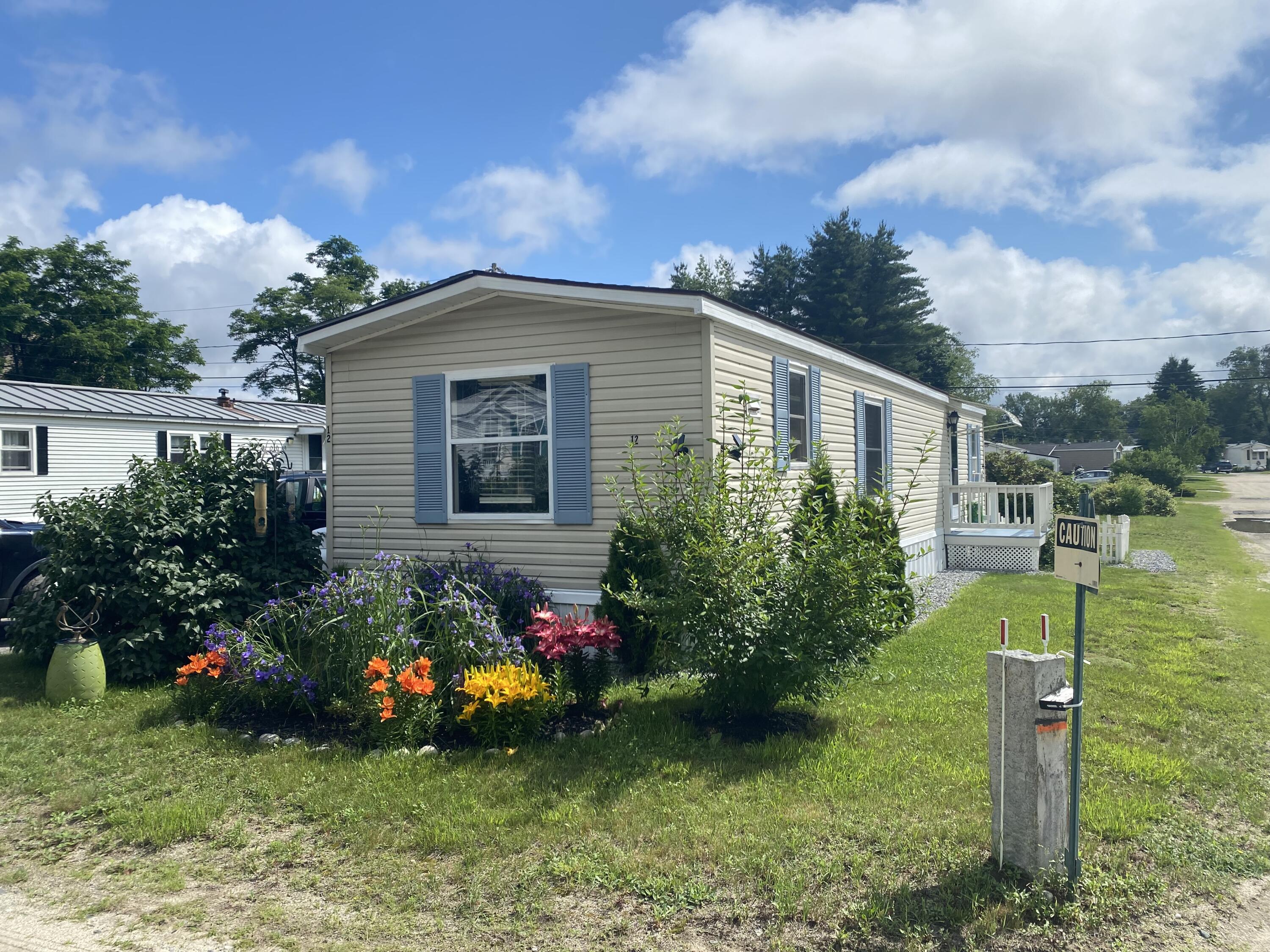 12 Robin Lane Windham, ME 04062 - Photo 2 of 13 IMG_8604