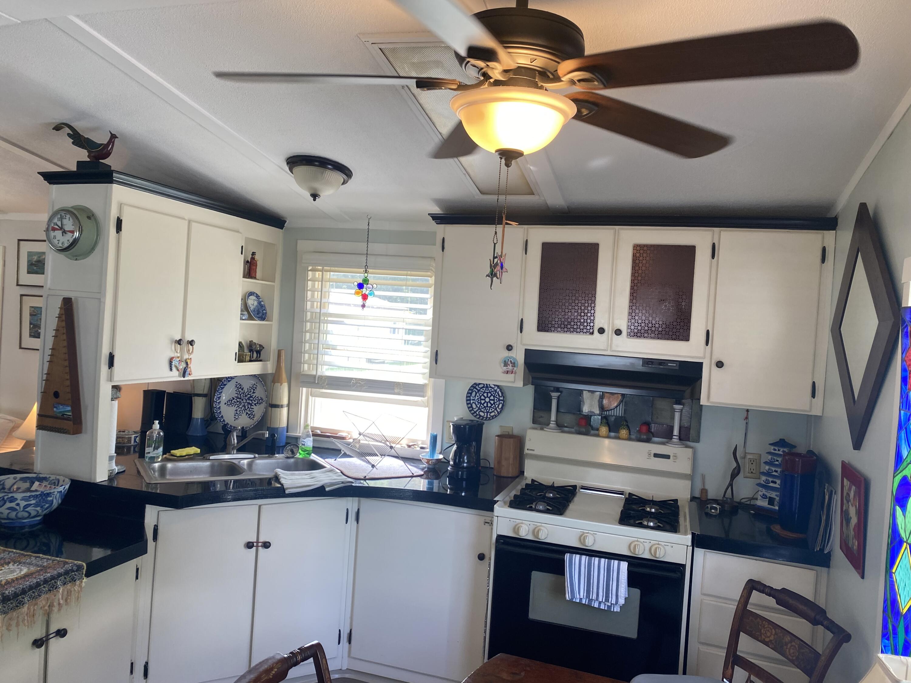 12 Robin Lane Windham, ME 04062 - Photo 5 of 13 IMG_8591