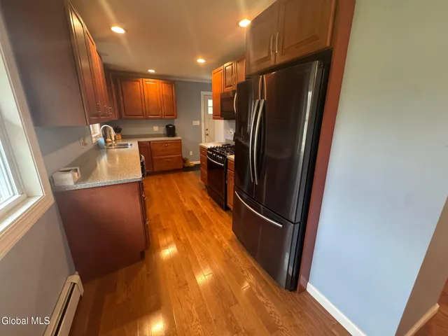 $2,800 | 26 East Wiggand Drive, Bethlehem, NY 12077