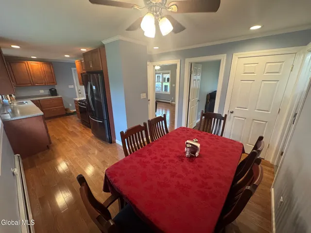 $2,800 | 26 East Wiggand Drive, Bethlehem, NY 12077