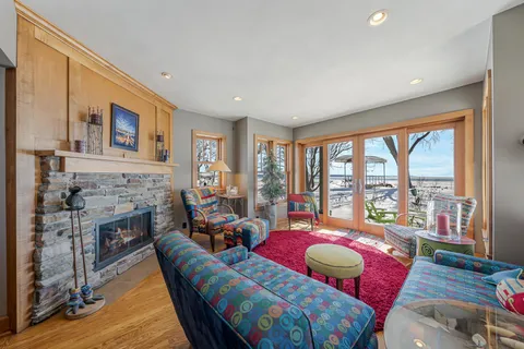 $749,900 | 1783 Brighton Beach Road, Menasha, WI 54952