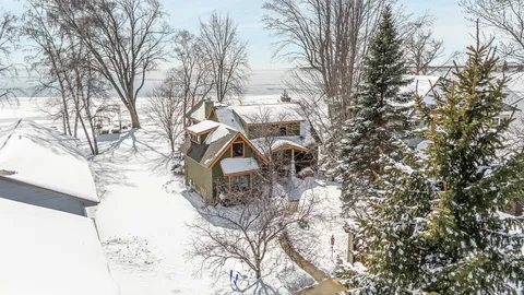 $749,900 | 1783 Brighton Beach Road, Menasha, WI 54952