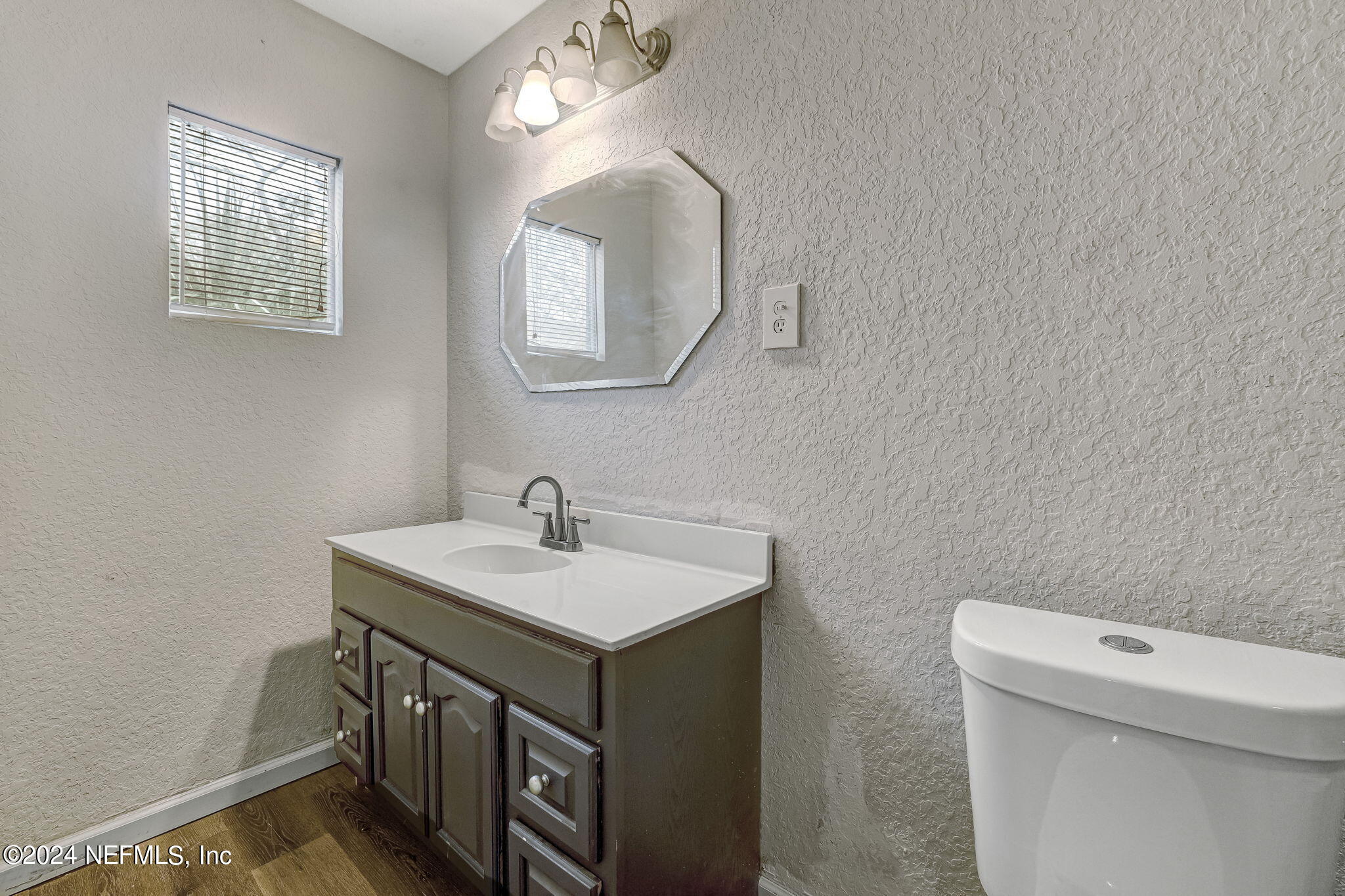 4825 Sefa Circle North Jacksonville, FL 32210 - Photo 17 of 28 Primary Bathroom