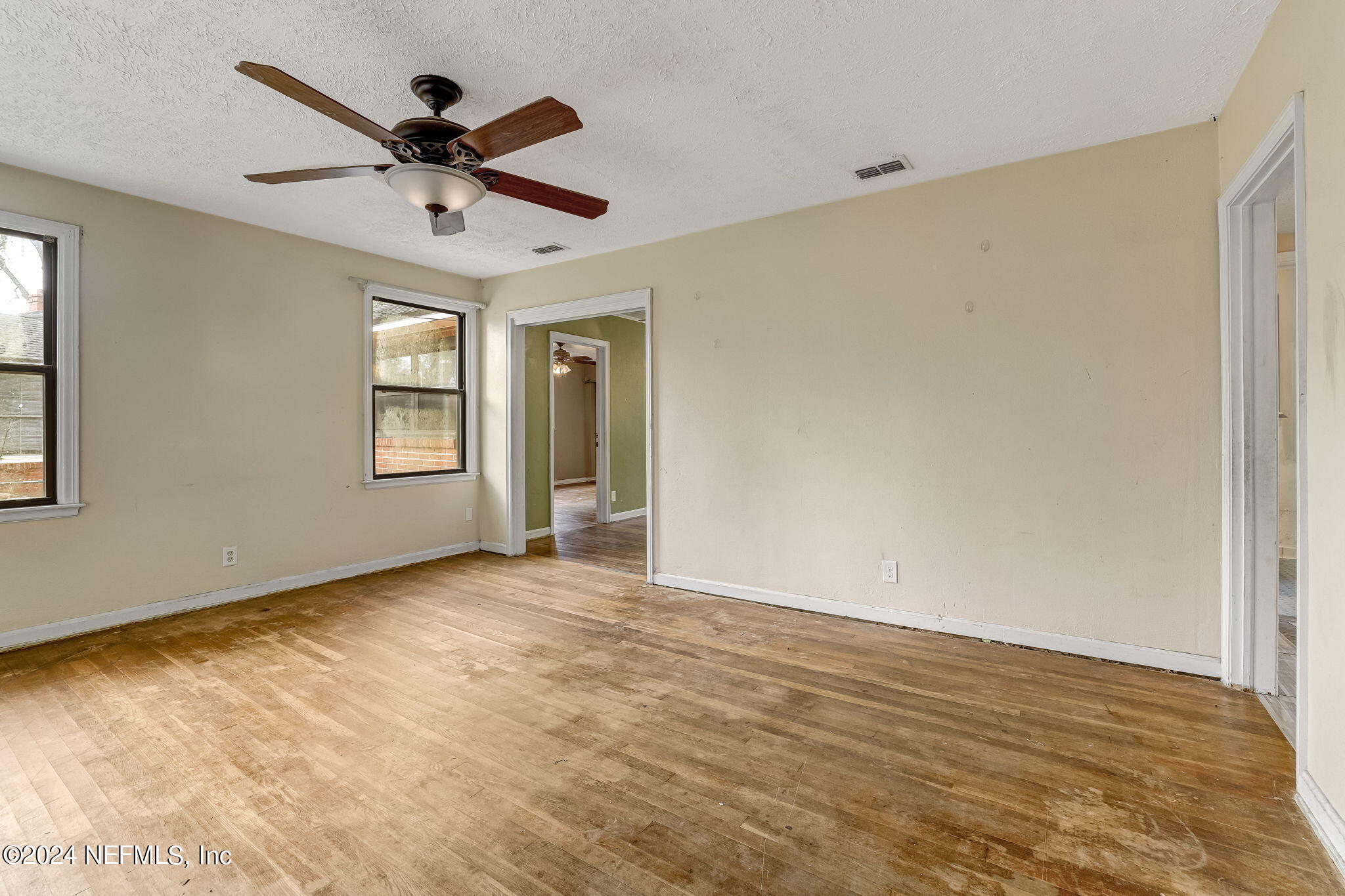 4825 Sefa Circle North Jacksonville, FL 32210 - Photo 7 of 28 Living Room