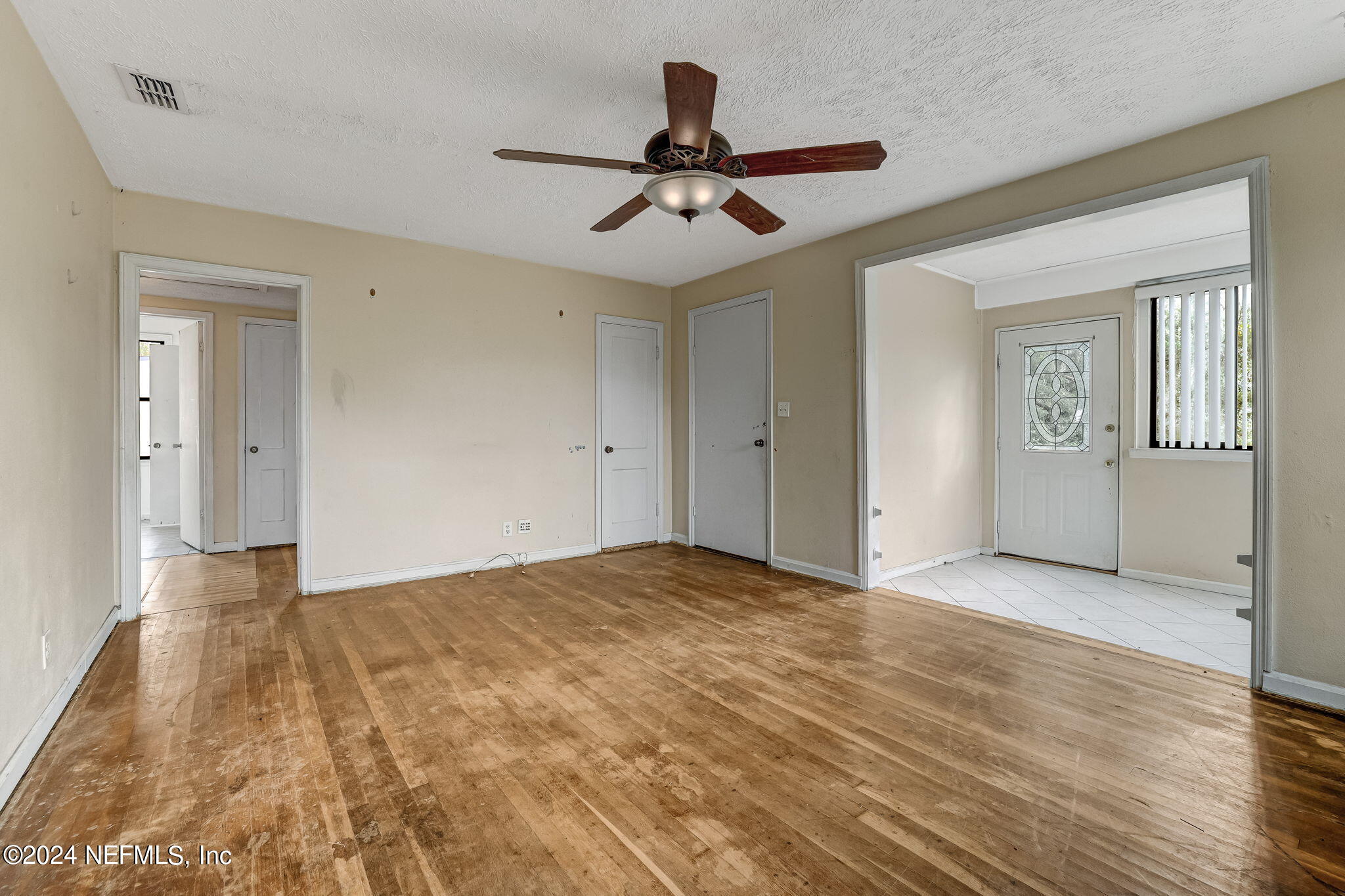 4825 Sefa Circle North Jacksonville, FL 32210 - Photo 8 of 28 Living Room