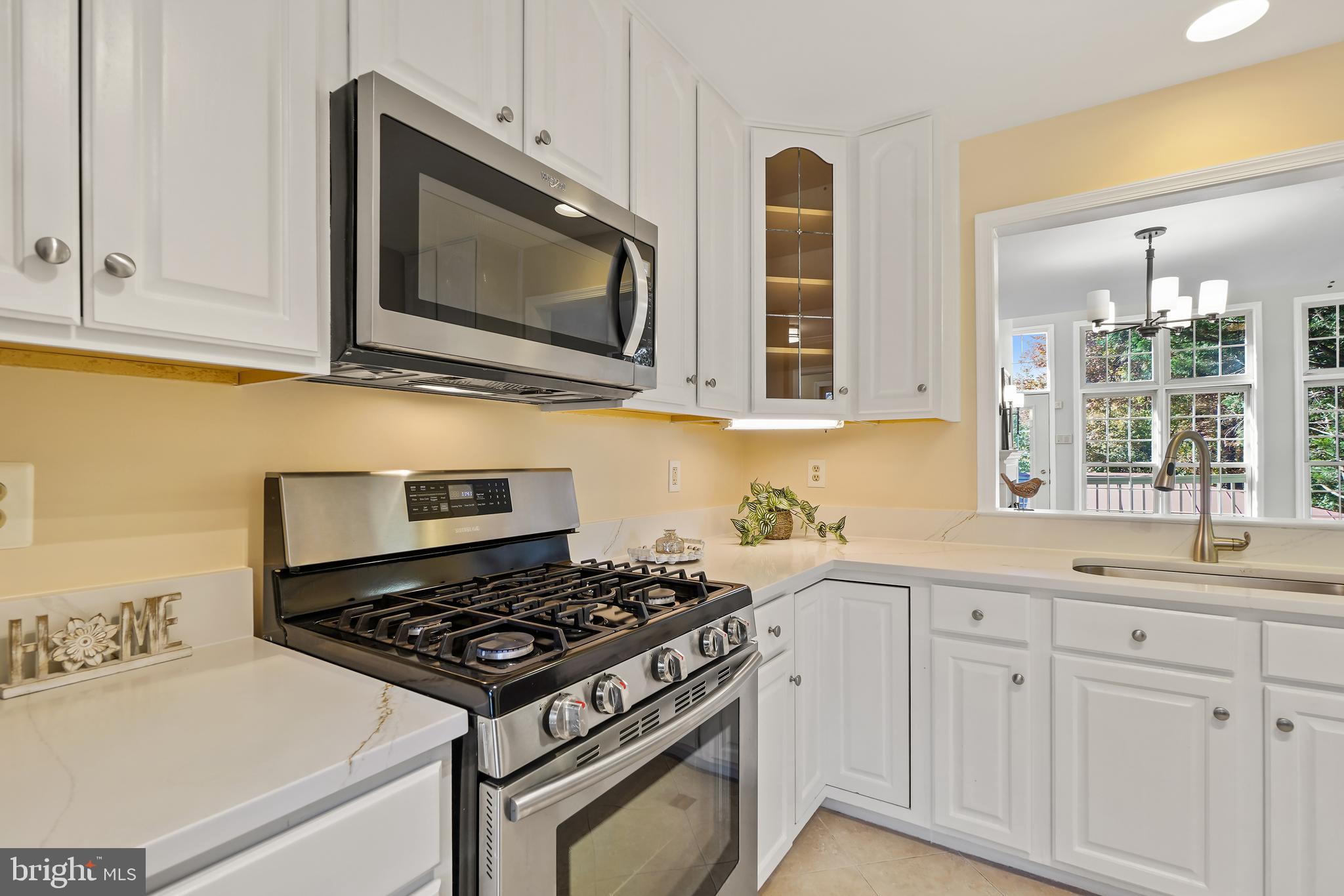 114 Hart Road Gaithersburg, MD 20878 - Photo 11 of 38