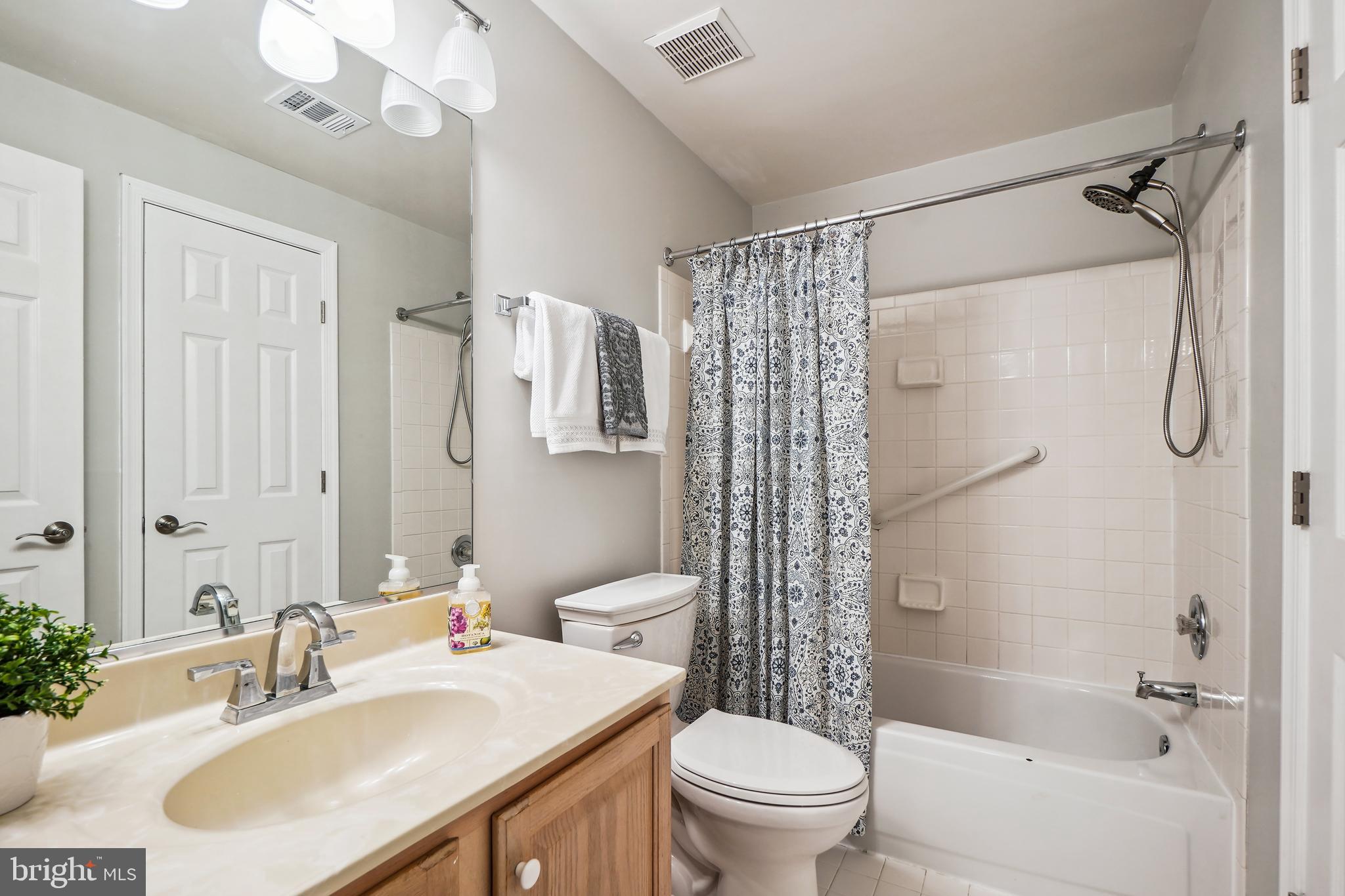 114 Hart Road Gaithersburg, MD 20878 - Photo 31 of 38