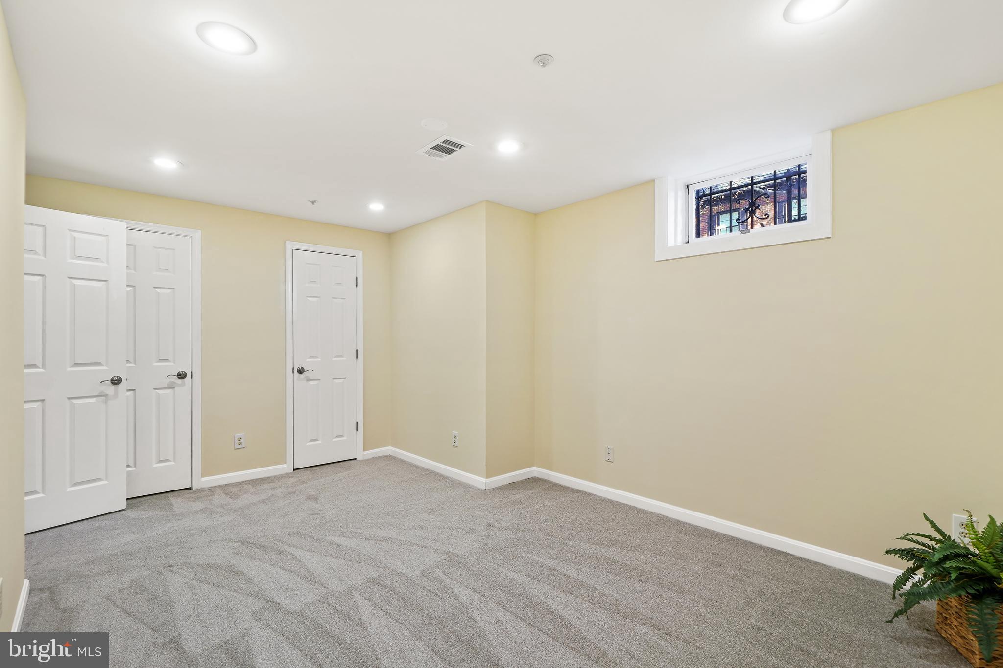 114 Hart Road Gaithersburg, MD 20878 - Photo 32 of 38