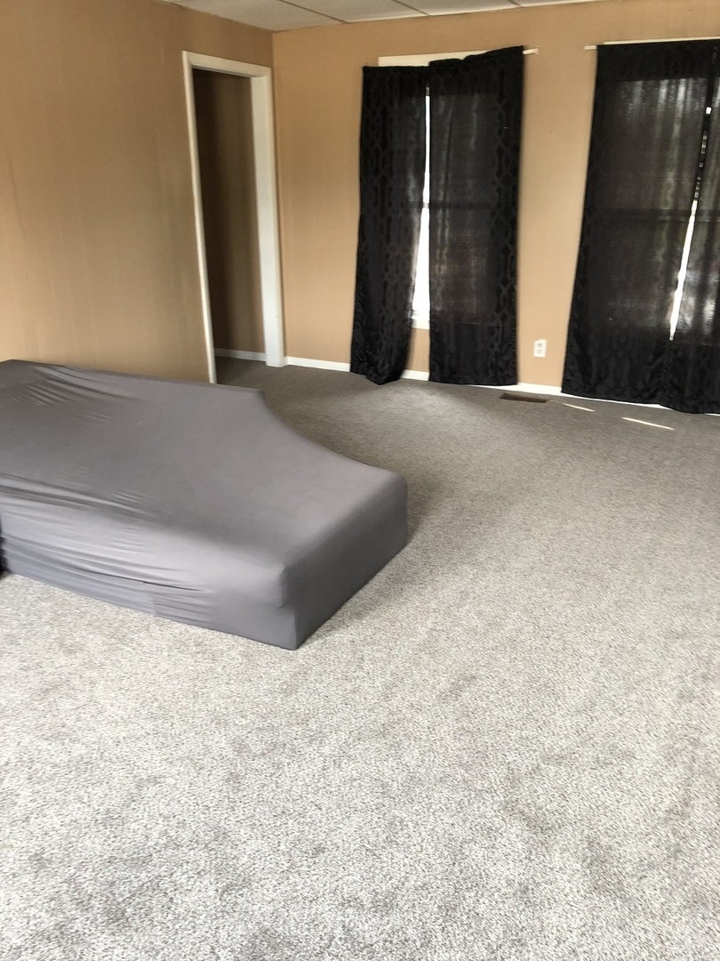 504 State Street Ottawa, IL 61350 - Photo 17 of 19 a view of an empty room